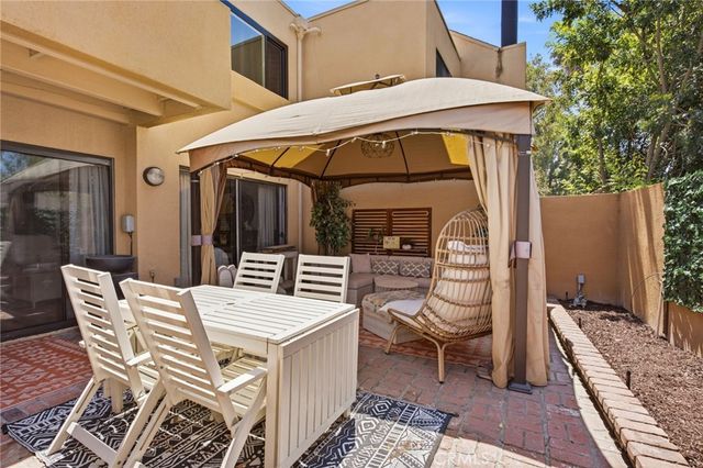 25671 Le Parc 33, Lake Forest, CA 92630