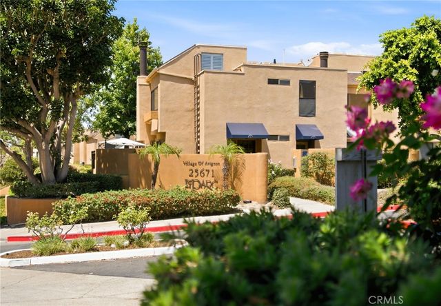 25671 Le Parc 33, Lake Forest, CA 92630