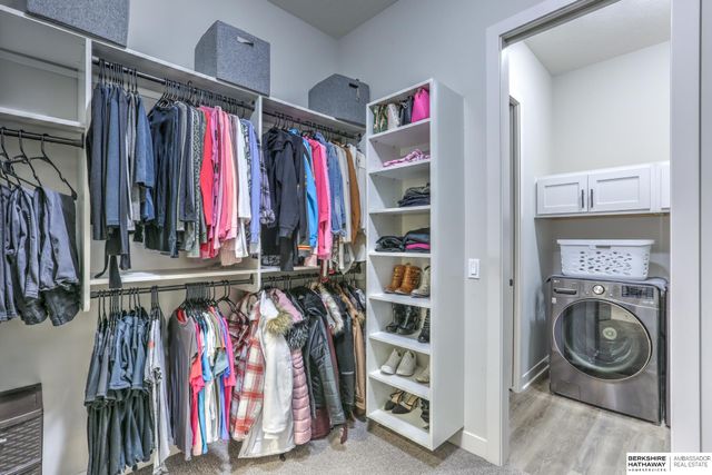 1707 S 211th Street, Omaha, NE 68022