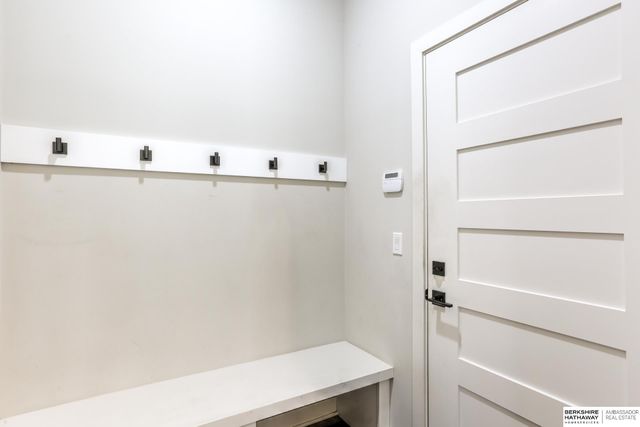 1707 S 211th Street, Omaha, NE 68022