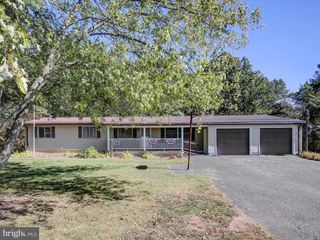 165 FLICKERVILLE RD, Warfordsburg, PA 17267