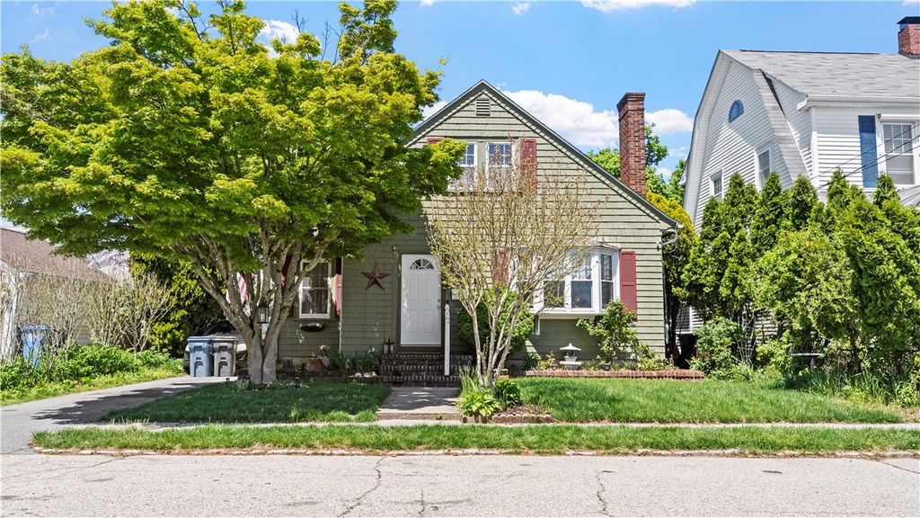 19 Griswold Avenue, Cranston, RI 02910