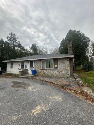 345 Chace St, Somerset, MA 02726