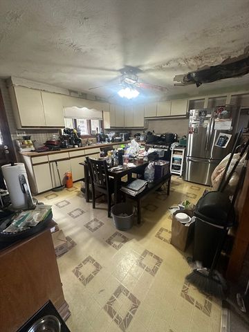 345 Chace St, Somerset, MA 02726