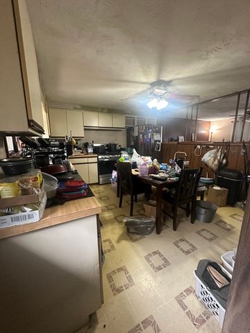 345 Chace St, Somerset, MA 02726