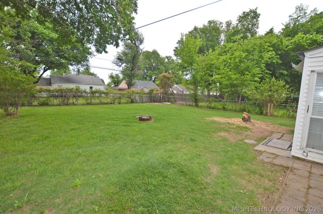 1417 S Canton Avenue, Tulsa, OK 74112