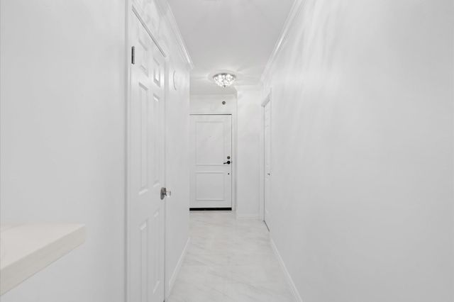 3525 Sage Road 1709, Houston, TX 77056