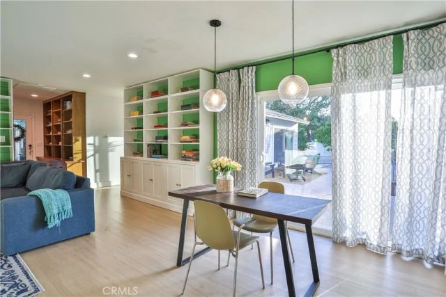 2117 Oxford, Claremont, CA 91711