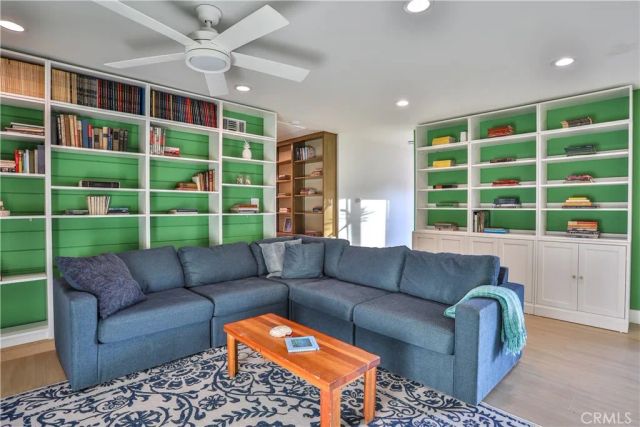 2117 Oxford, Claremont, CA 91711