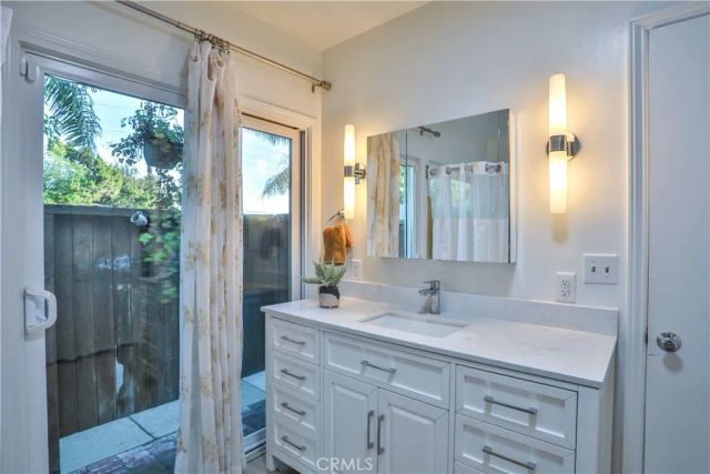 2117 Oxford, Claremont, CA 91711
