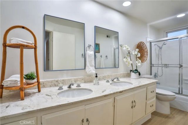 2117 Oxford, Claremont, CA 91711