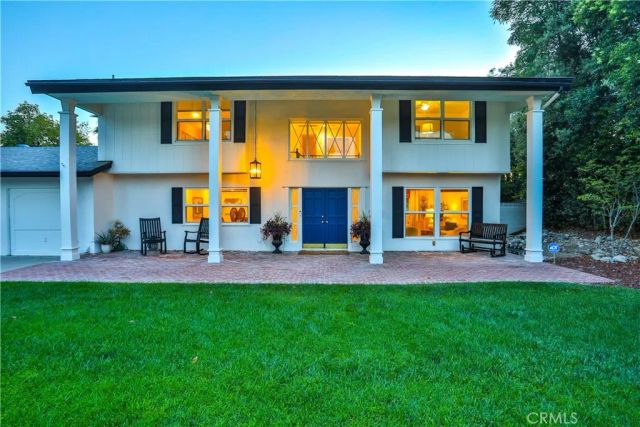 2117 Oxford, Claremont, CA 91711