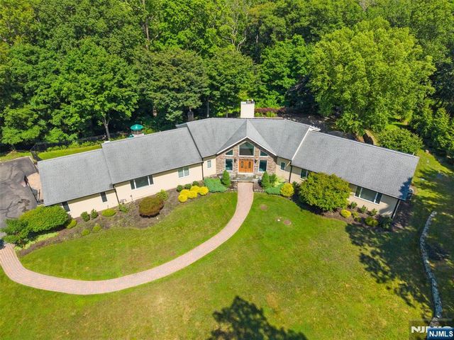 720 Berdan Avenue, Wayne, NJ 07470