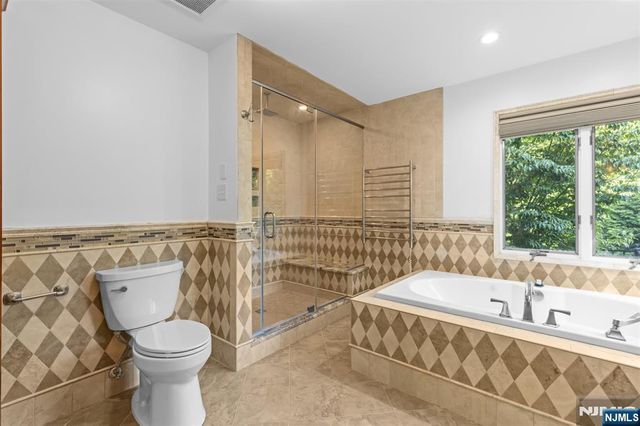 720 Berdan Avenue, Wayne, NJ 07470