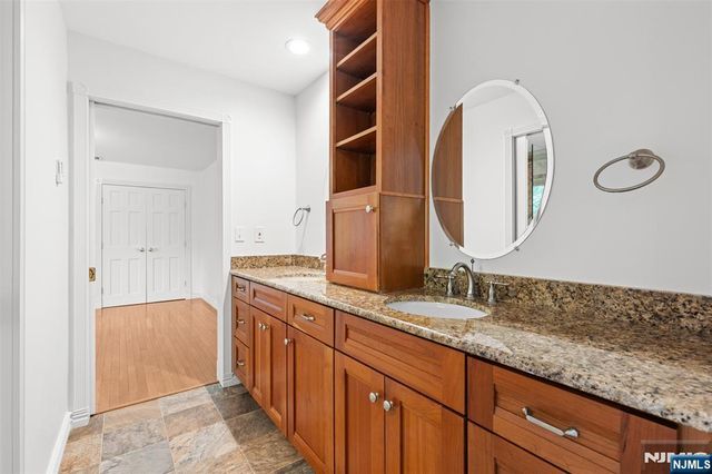 720 Berdan Avenue, Wayne, NJ 07470