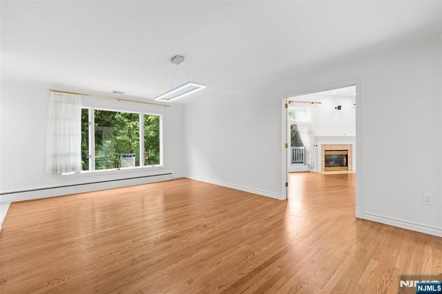 720 Berdan Avenue, Wayne, NJ 07470