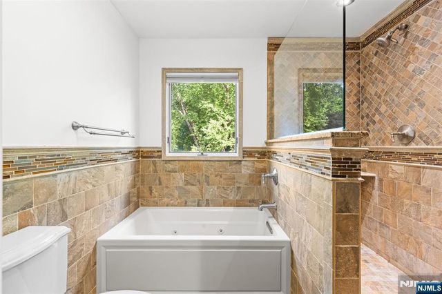 720 Berdan Avenue, Wayne, NJ 07470