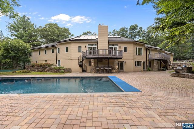720 Berdan Avenue, Wayne, NJ 07470