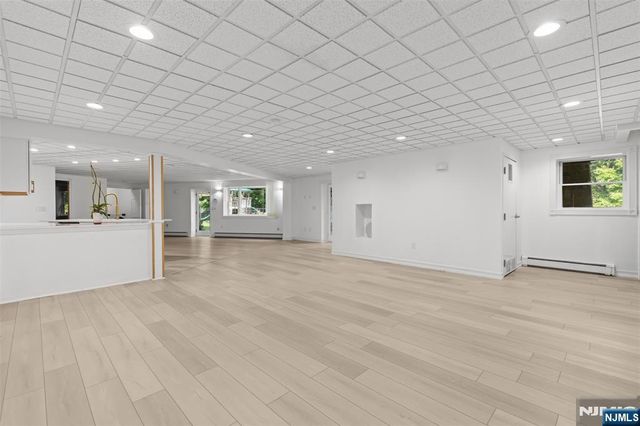 720 Berdan Avenue, Wayne, NJ 07470