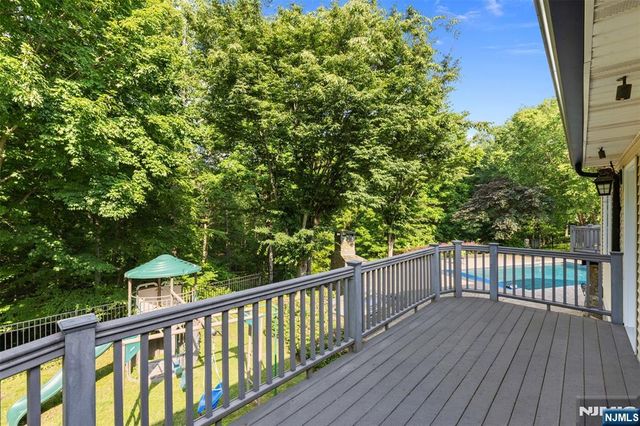 720 Berdan Avenue, Wayne, NJ 07470