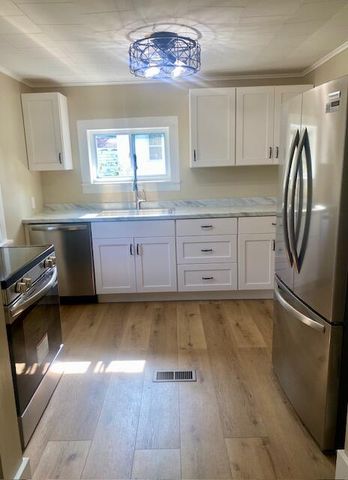 121 E Olds Street, Hartford City, MI 49057