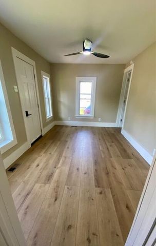 121 E Olds Street, Hartford City, MI 49057