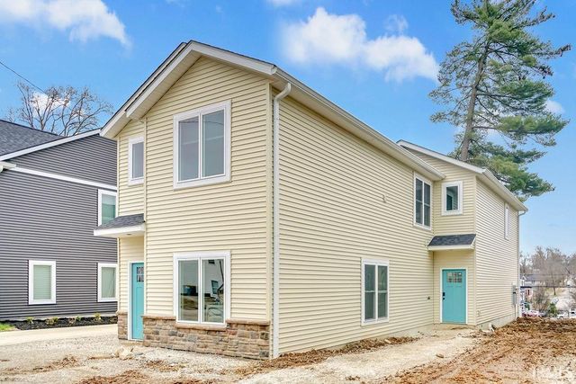 1112 N Woodburn Avenue, Bloomington, IN 47404