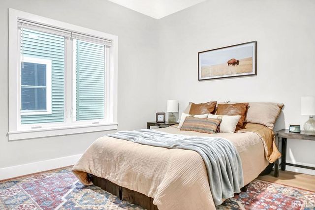 1112 N Woodburn Avenue, Bloomington, IN 47404