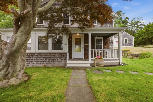 22 South Avenue, Tiverton, RI 02878