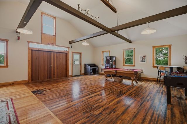 22 South Avenue, Tiverton, RI 02878