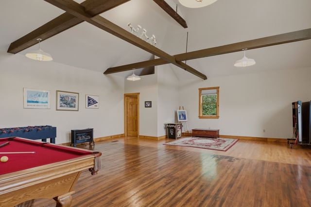 22 South Avenue, Tiverton, RI 02878