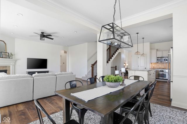 3895 Stonington Place, Zionsville, IN 46077