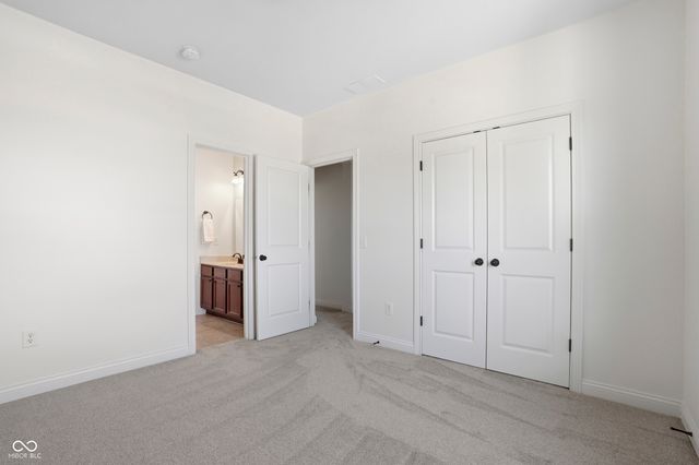 3895 Stonington Place, Zionsville, IN 46077