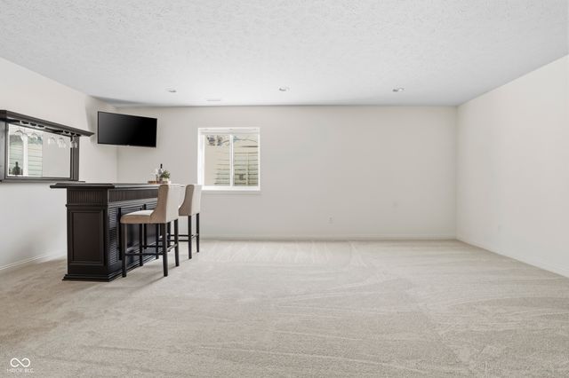 3895 Stonington Place, Zionsville, IN 46077