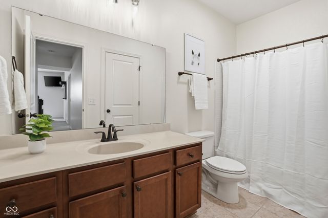 3895 Stonington Place, Zionsville, IN 46077