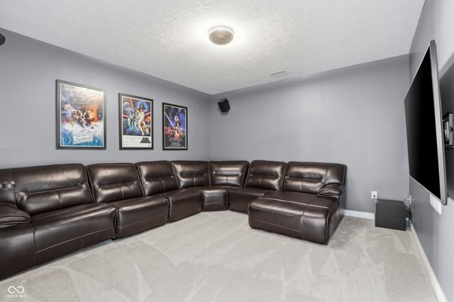 3895 Stonington Place, Zionsville, IN 46077