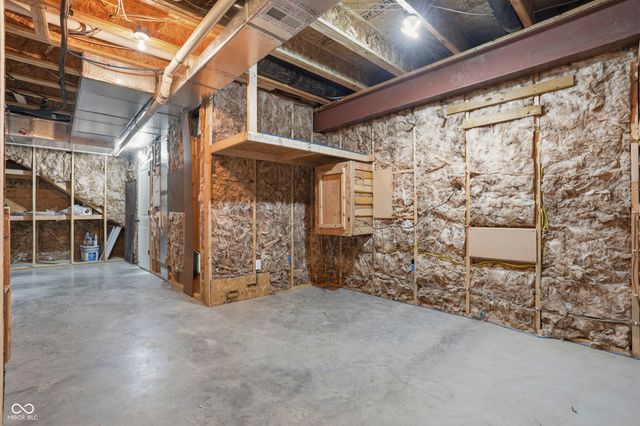 3895 Stonington Place, Zionsville, IN 46077