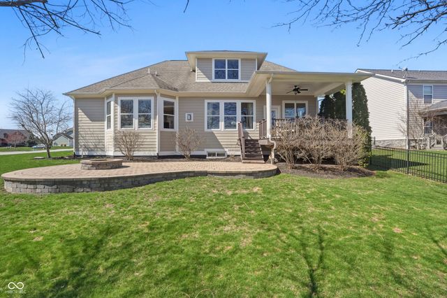 3895 Stonington Place, Zionsville, IN 46077