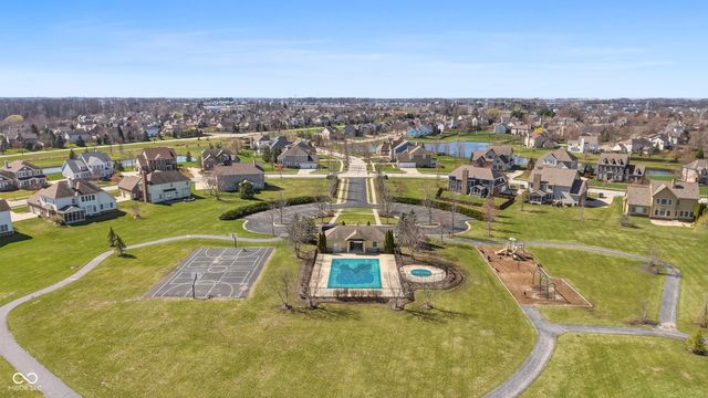 3895 Stonington Place, Zionsville, IN 46077