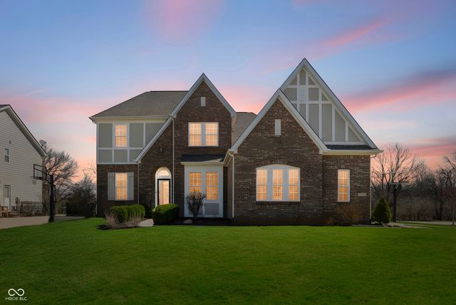 3895 Stonington Place, Zionsville, IN 46077