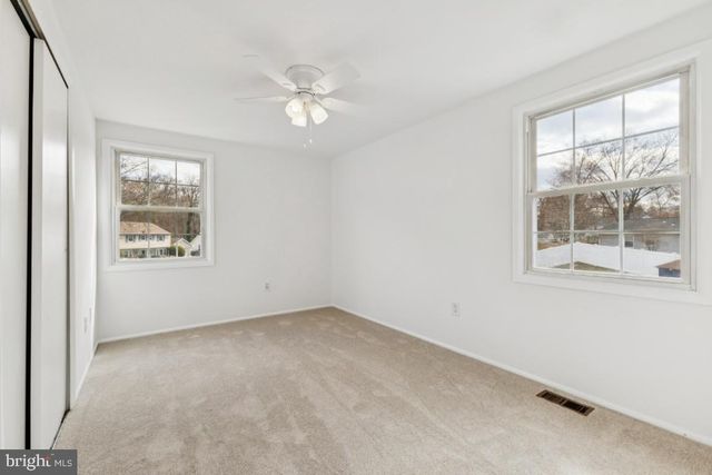 13140 MADONNA LN, Fairfax, VA 22033