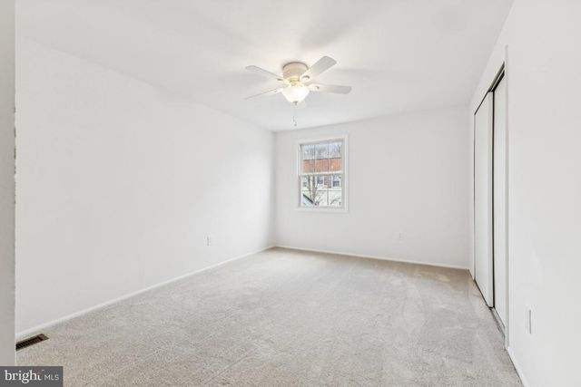 13140 MADONNA LN, Fairfax, VA 22033