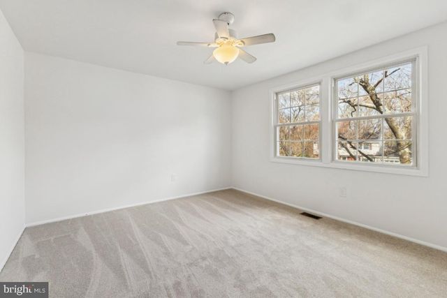 13140 MADONNA LN, Fairfax, VA 22033