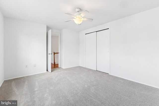 13140 MADONNA LN, Fairfax, VA 22033