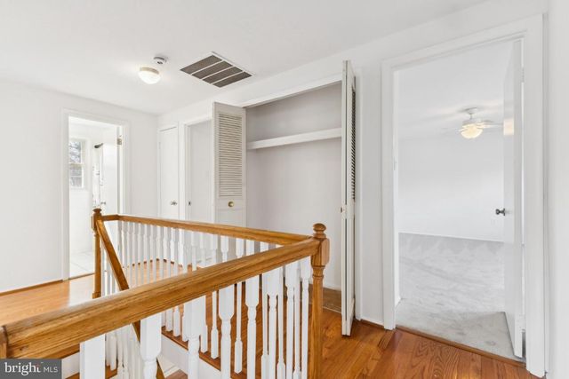 13140 MADONNA LN, Fairfax, VA 22033