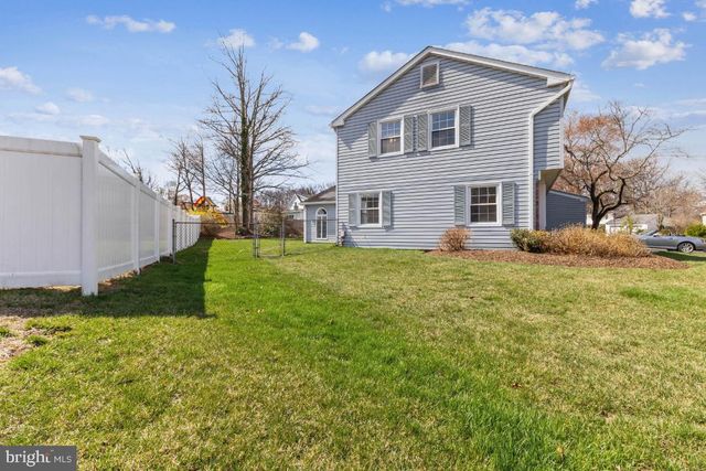 13140 MADONNA LN, Fairfax, VA 22033