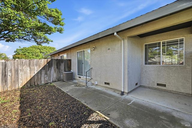 786 William Ct, Napa, CA 94558