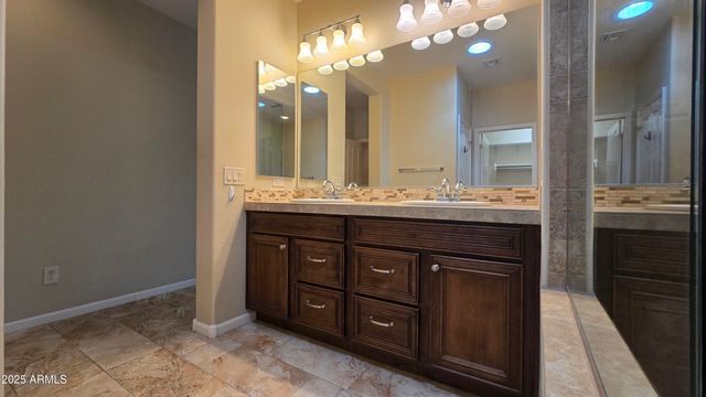 16374 W Amelia Drive, Goodyear, AZ 85395