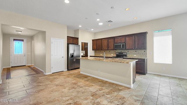 16374 W Amelia Drive, Goodyear, AZ 85395