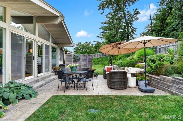 13203 Dartagnan Court, St Louis, MO 63141